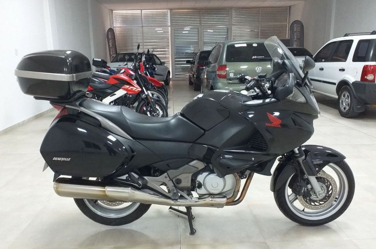 Honda NT Usada en Mendoza, deRuedas