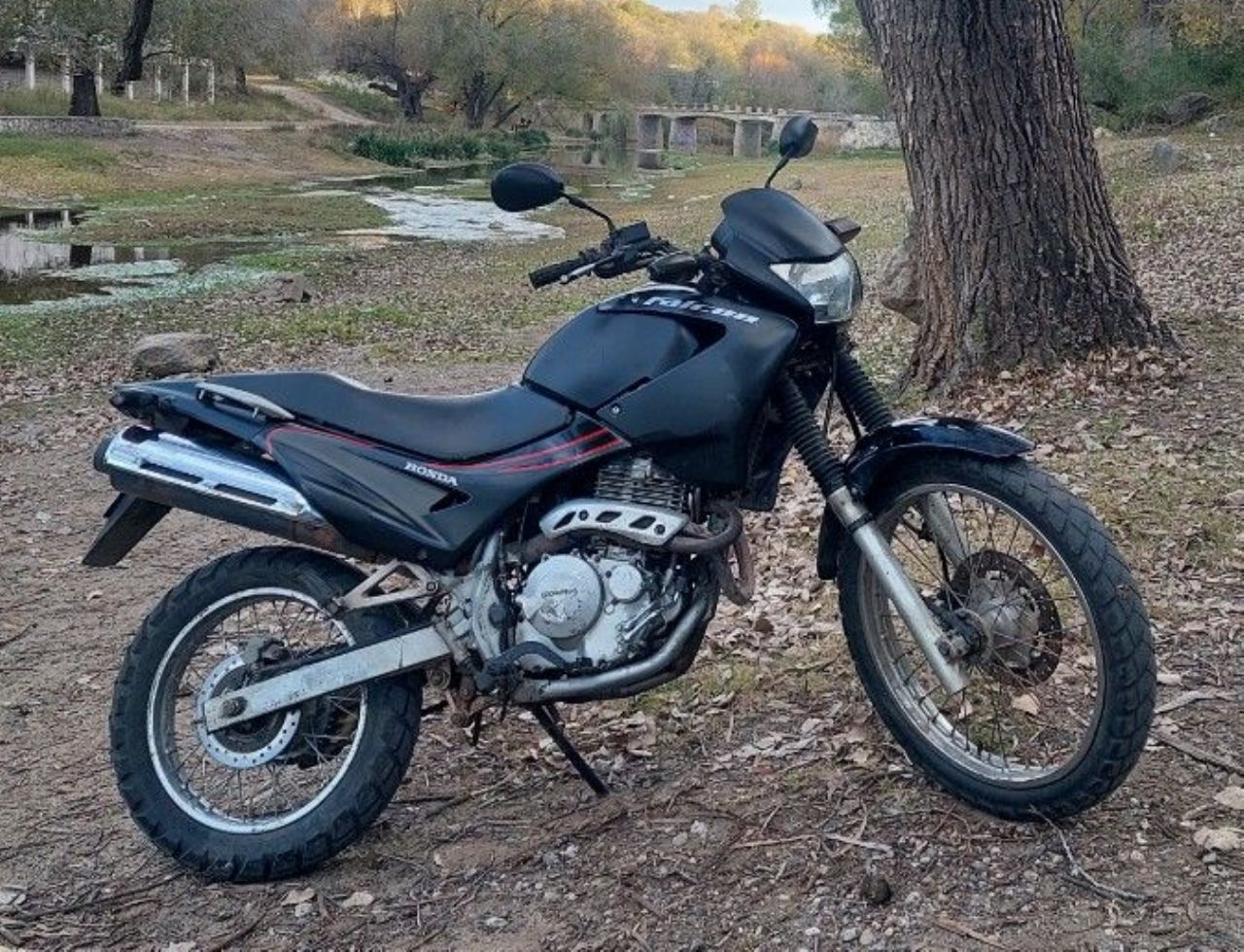 Honda NX Usada en Córdoba, deRuedas