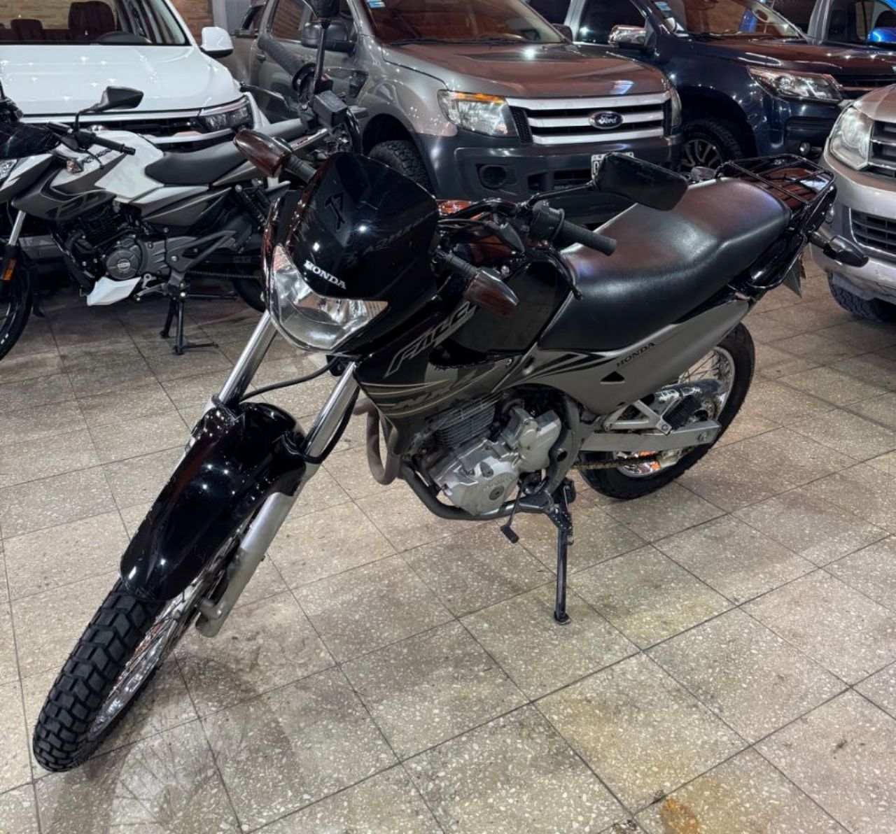 Honda NX Usada en San Juan, deRuedas