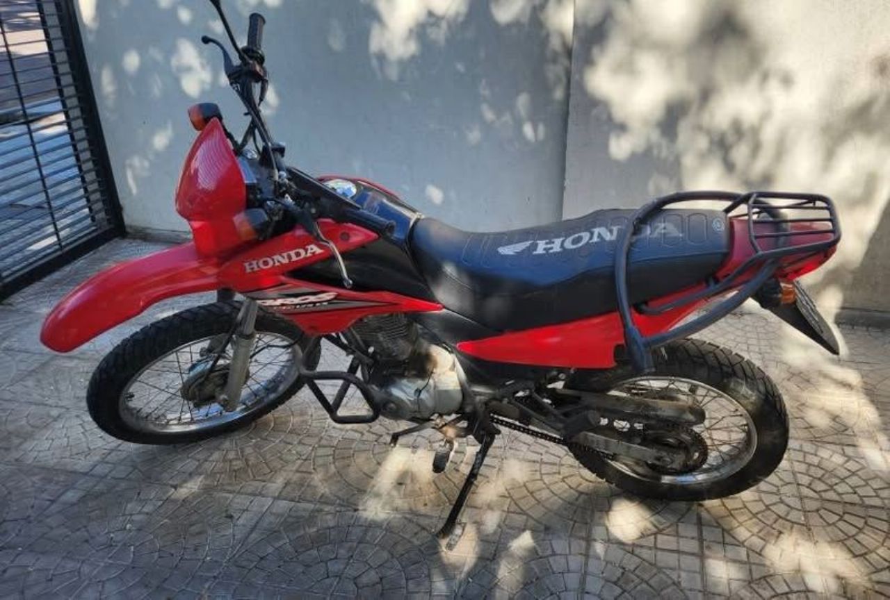 Honda NXR Usada en Mendoza, deRuedas