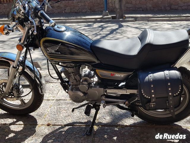 Honda V-Men Usada en Mendoza, deRuedas