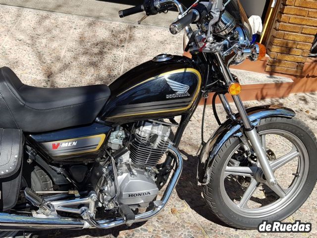 Honda V-Men Usada en Mendoza, deRuedas