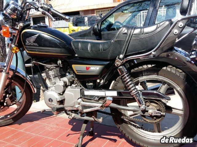 Honda V-Men Usada en Mendoza, deRuedas