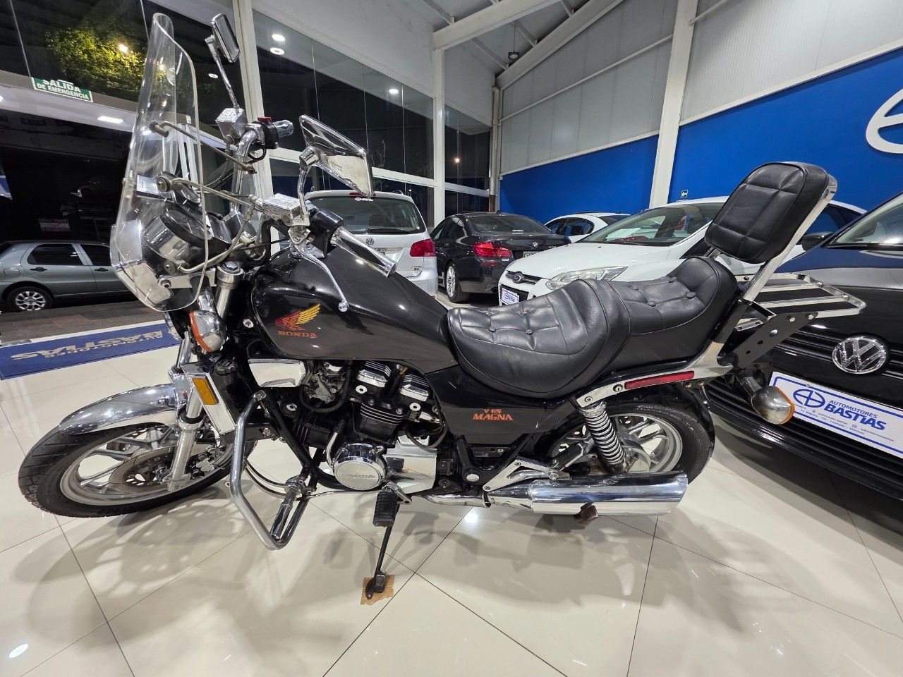 Honda VF Usada en Mendoza, deRuedas