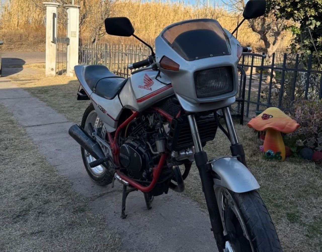 Honda VT Usada en Mendoza, deRuedas