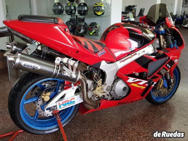 Honda VTR Usada en Mendoza, deRuedas