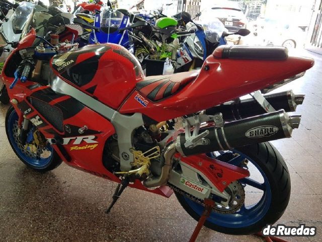 Honda VTR Usada en Mendoza, deRuedas