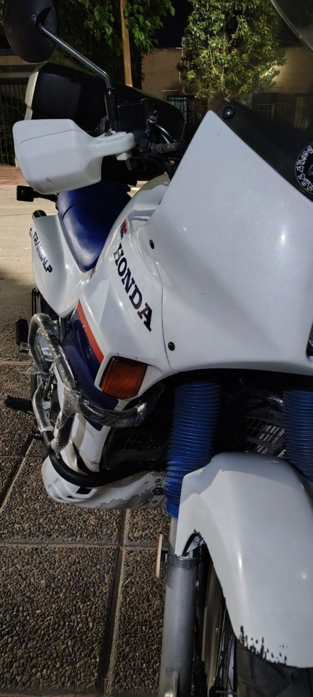 Honda XL Usada en San Juan, deRuedas
