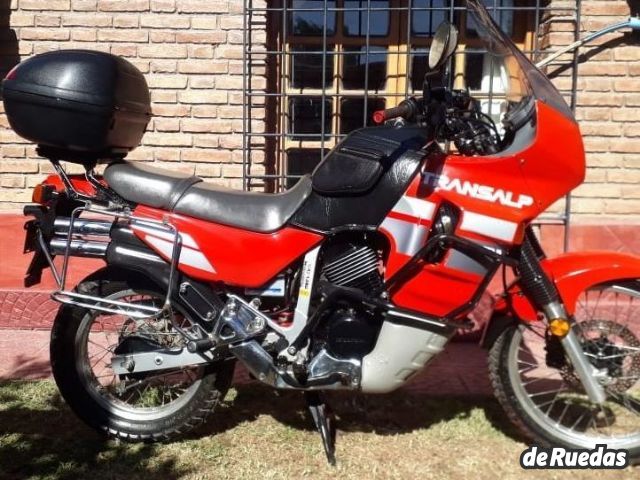 Honda XL Usada en Mendoza, deRuedas