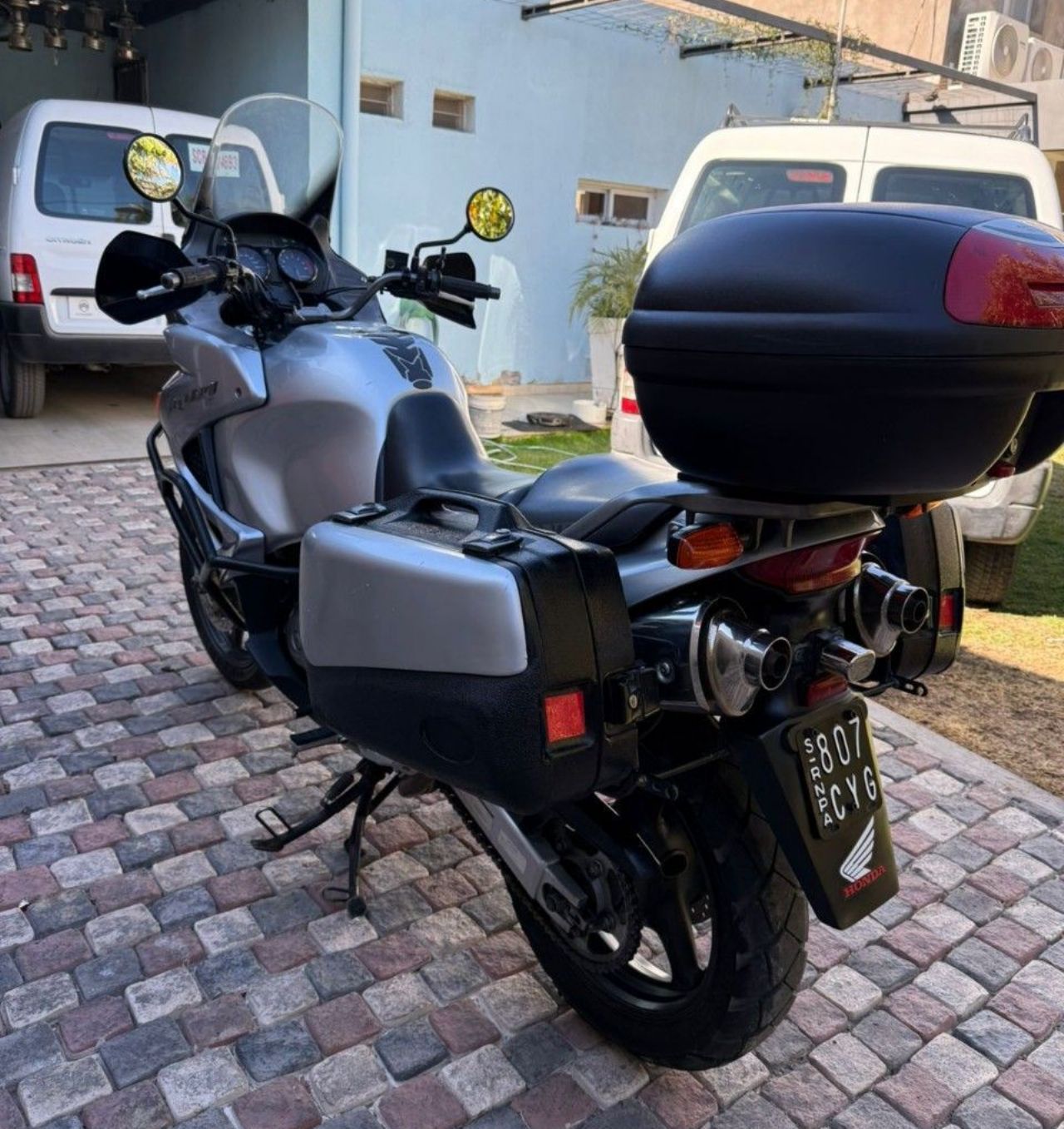 Honda XL Usada en San Juan, deRuedas