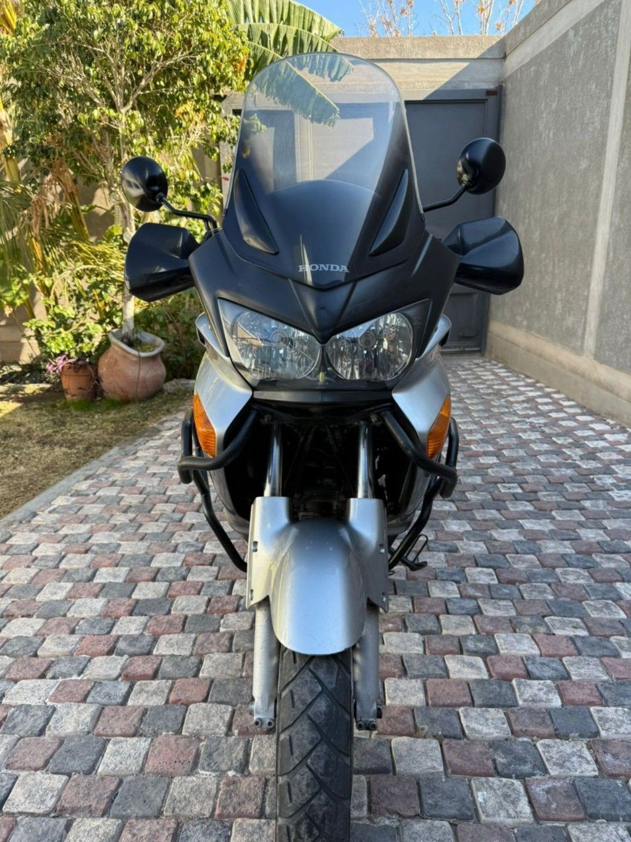 Honda XL Usada en San Juan, deRuedas