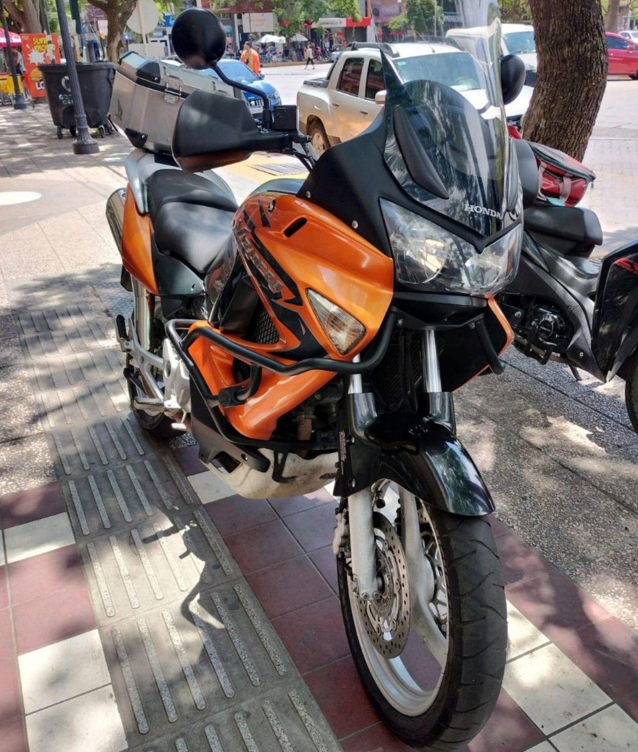 Honda XL Usada en Mendoza, deRuedas