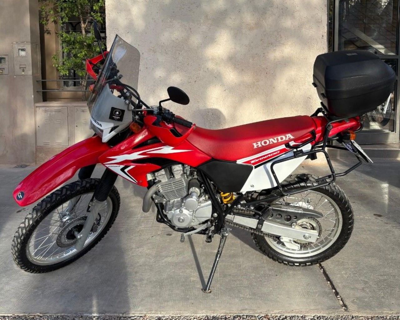 Honda XR Usada Financiado en San Juan, deRuedas