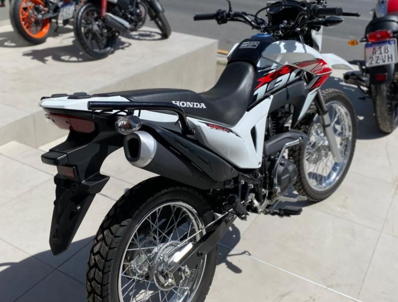 Honda XR Nueva Financiado en San Juan, deRuedas
