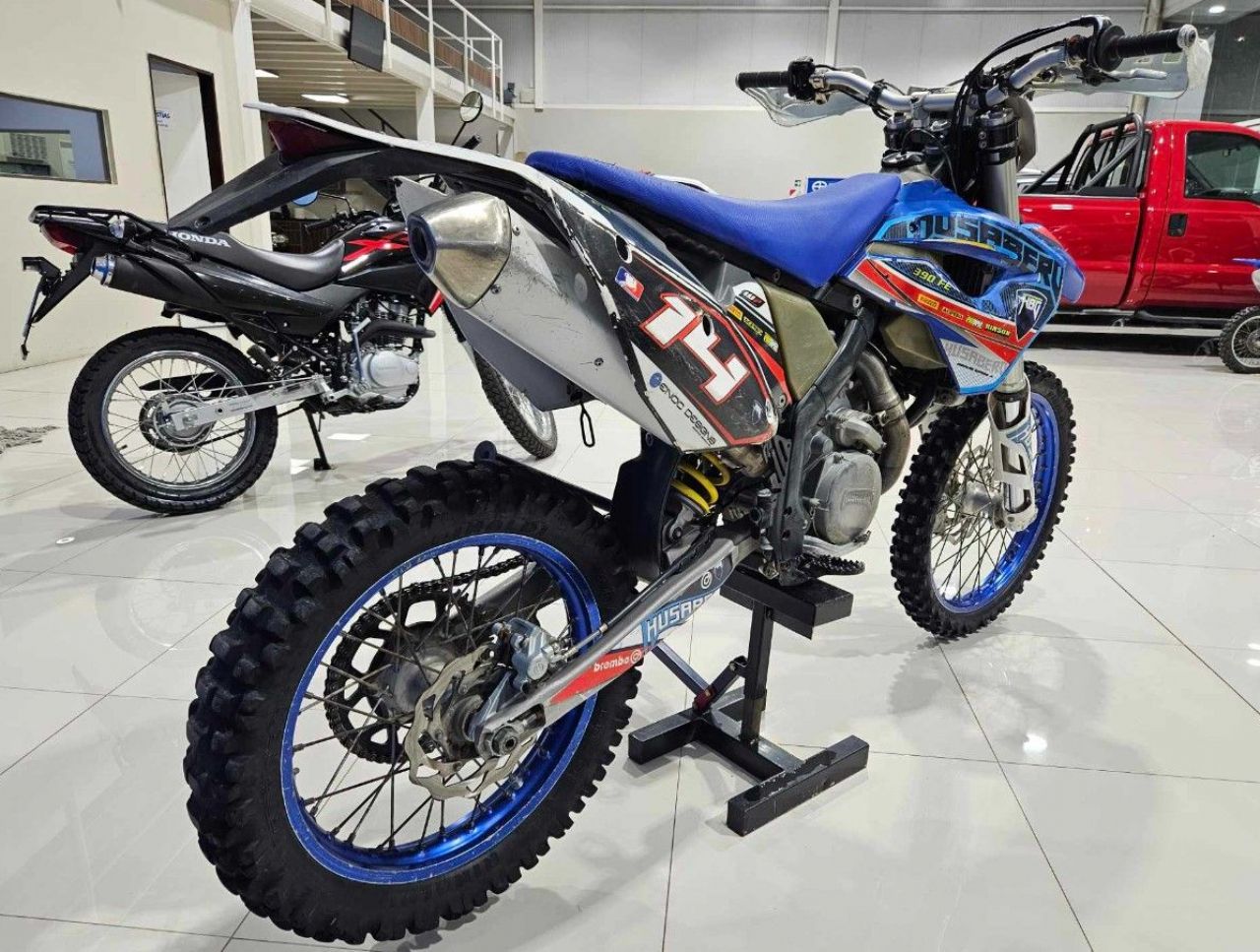 Husaberg 390 Usada en Mendoza, deRuedas