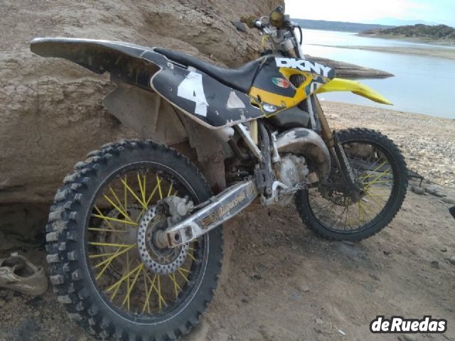 Husqvarna CR Usada en Mendoza, deRuedas