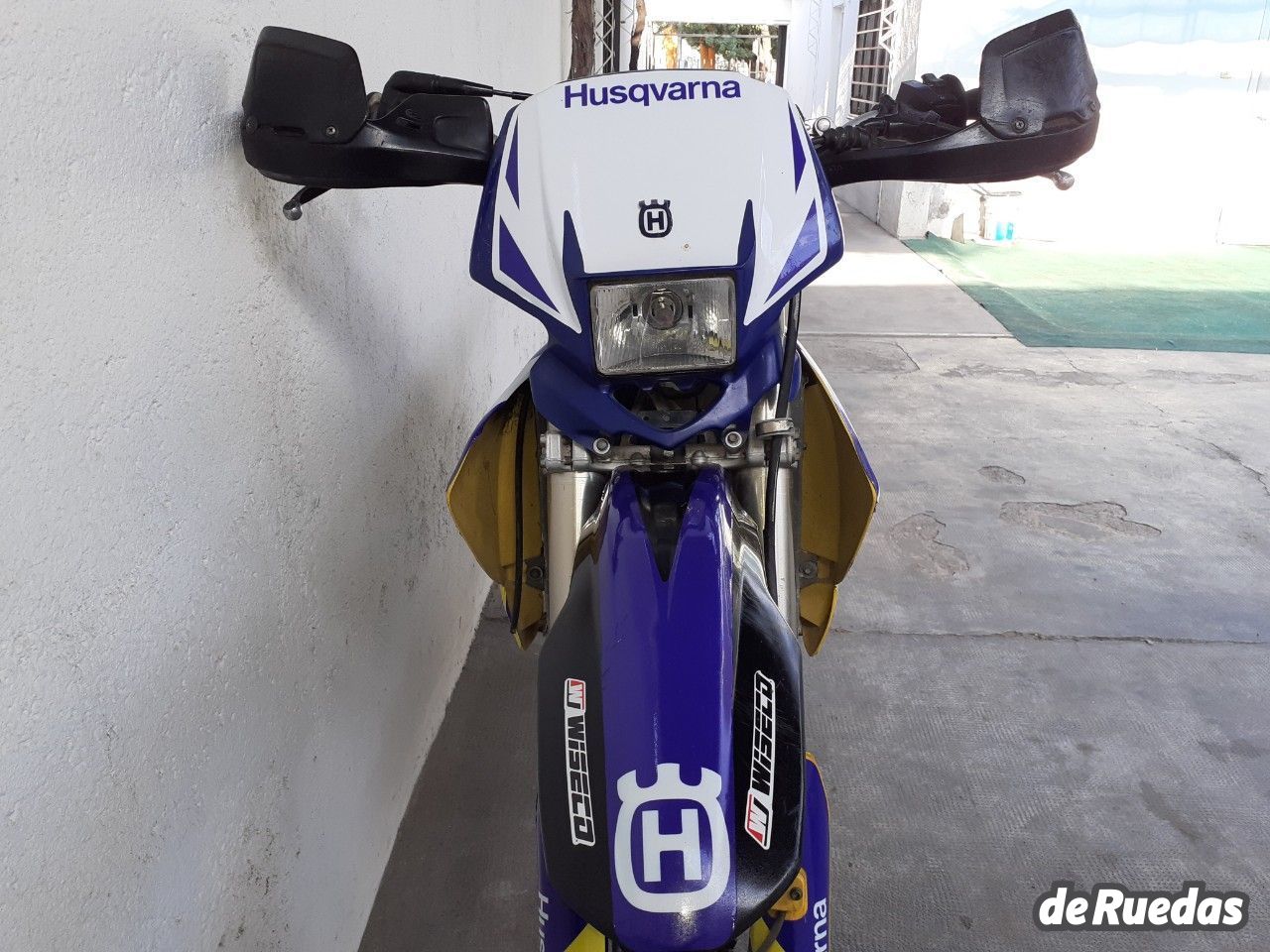 Husqvarna Enduro Usada en Mendoza, deRuedas