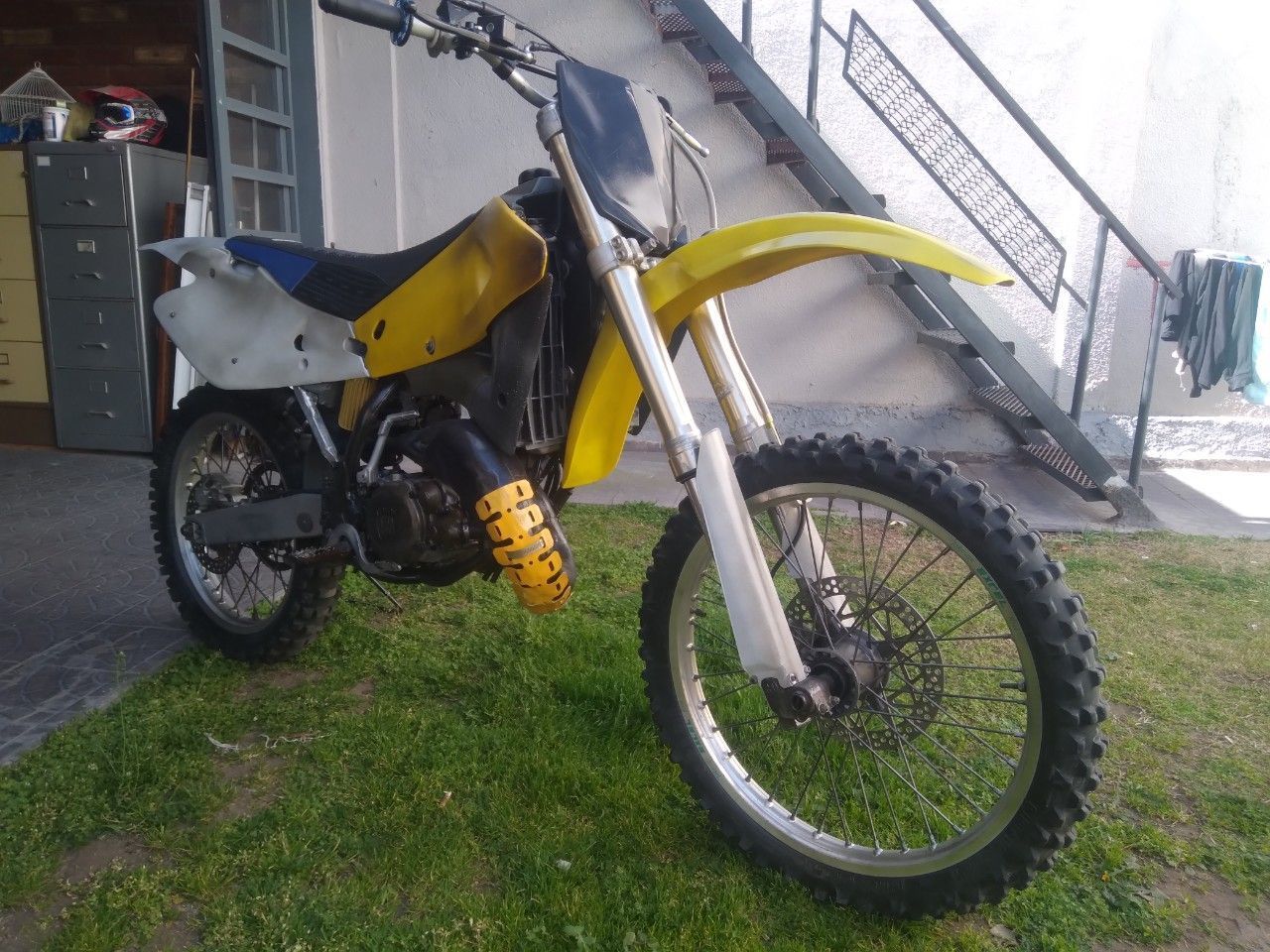 Husqvarna Enduro Usada en Mendoza, deRuedas