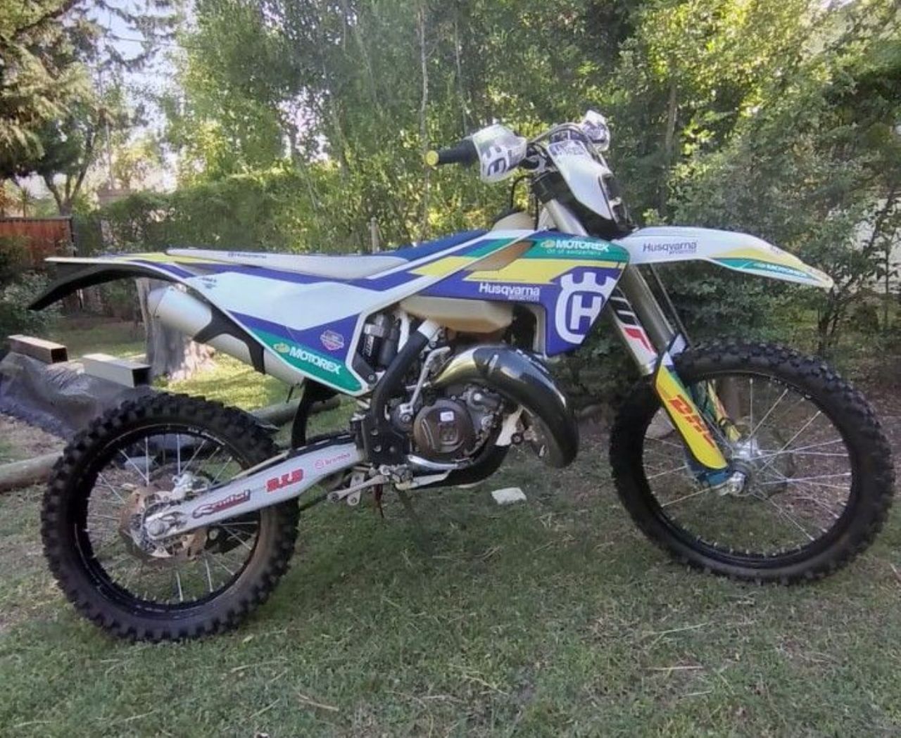 Husqvarna Enduro Usada en Mendoza, deRuedas
