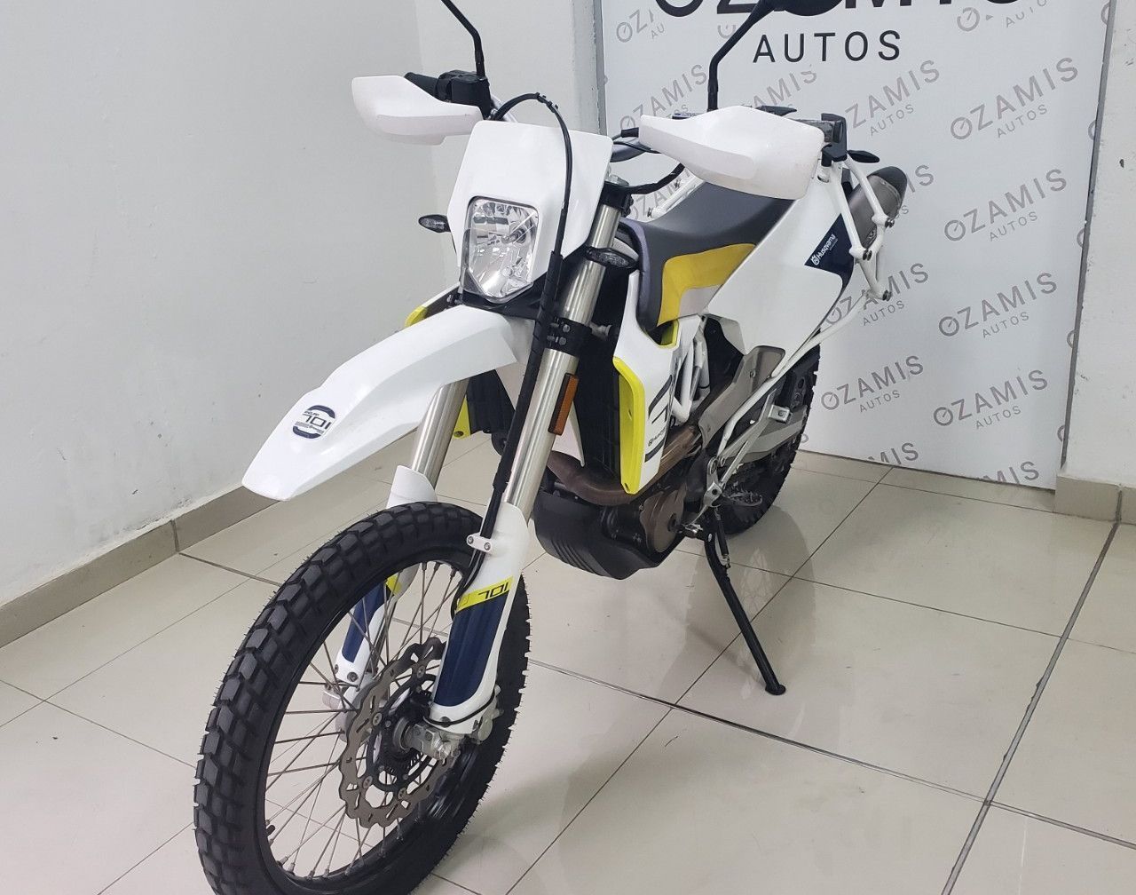 Husqvarna Enduro Usada en Mendoza, deRuedas