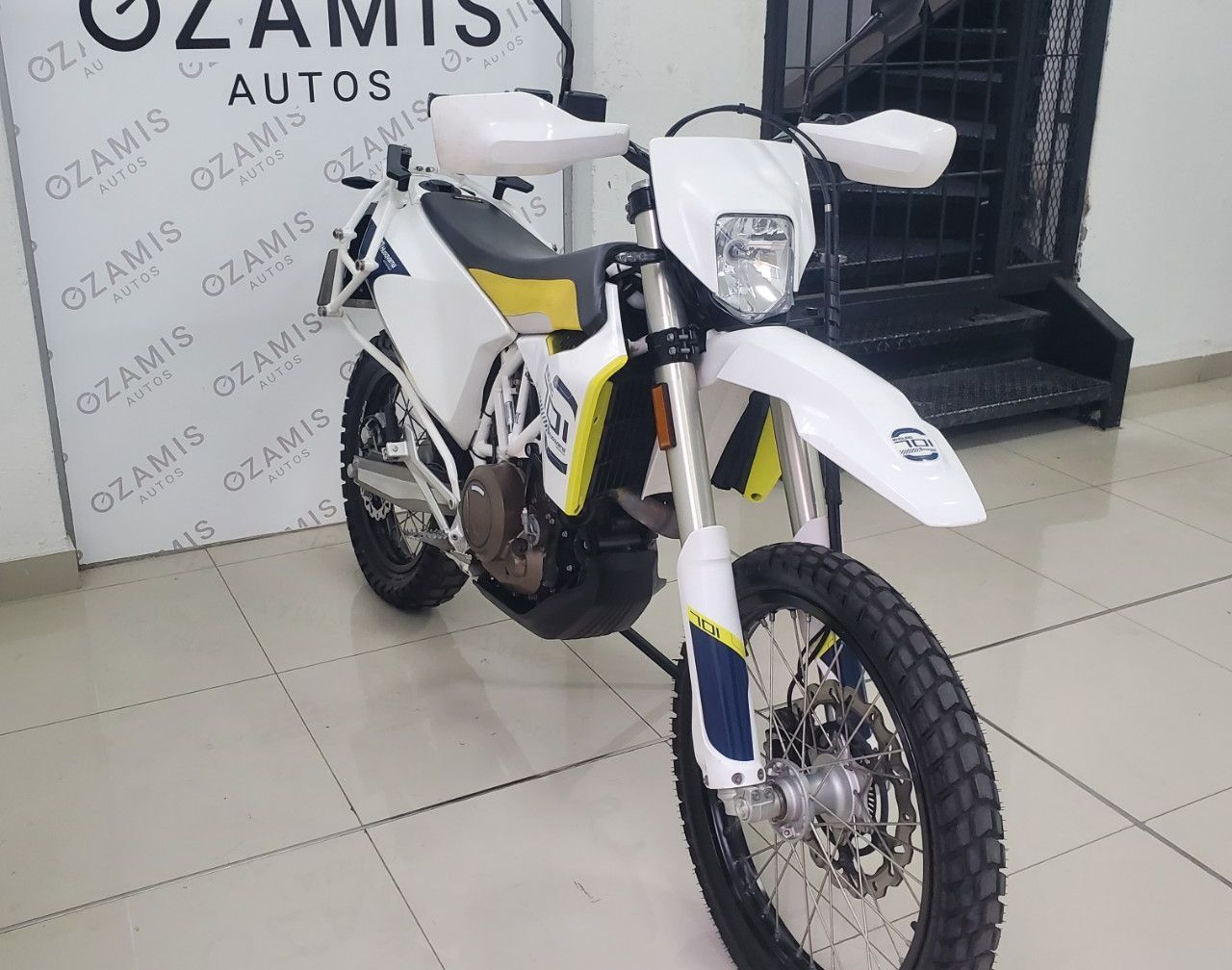 Husqvarna Enduro Usada en Mendoza, deRuedas