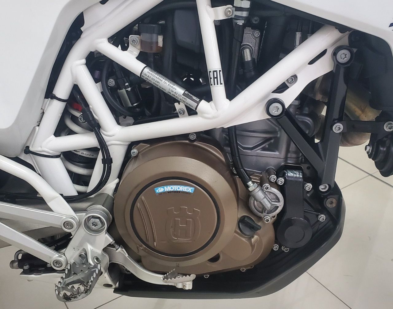 Husqvarna Enduro Usada en Mendoza, deRuedas