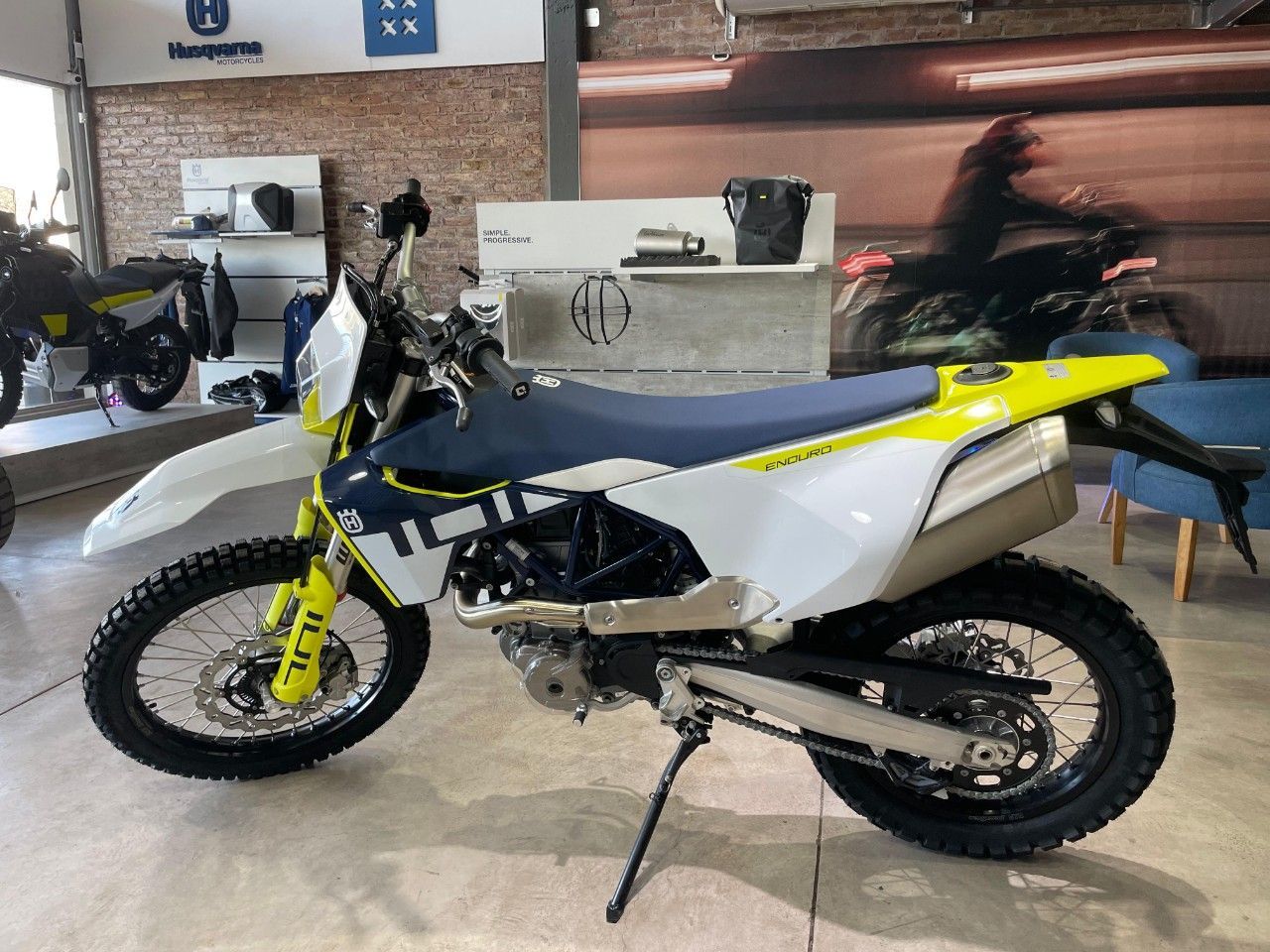 Husqvarna Enduro Nueva en Mendoza, deRuedas