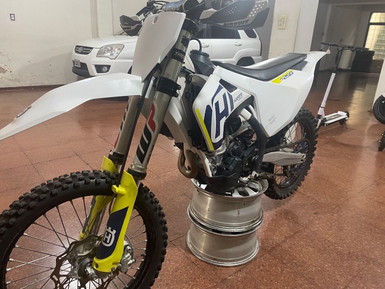 Husqvarna FC Usada en Mendoza, deRuedas
