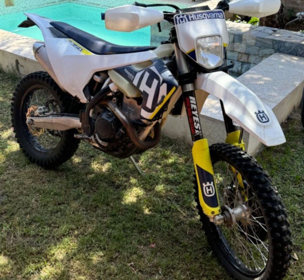 Husqvarna FE Usada en San Juan, deRuedas