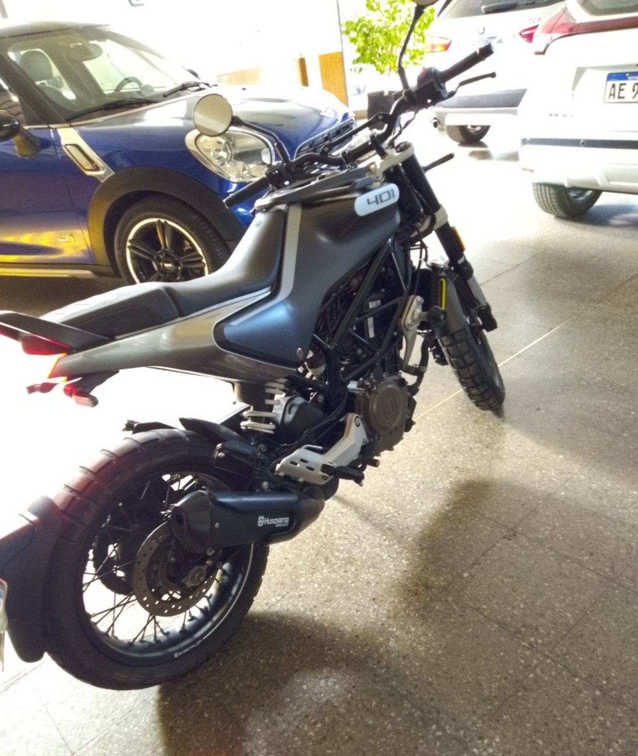 Husqvarna Svartpilen Usada en Mendoza, deRuedas