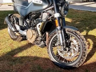 Husqvarna Svartpilen Usada en Mendoza