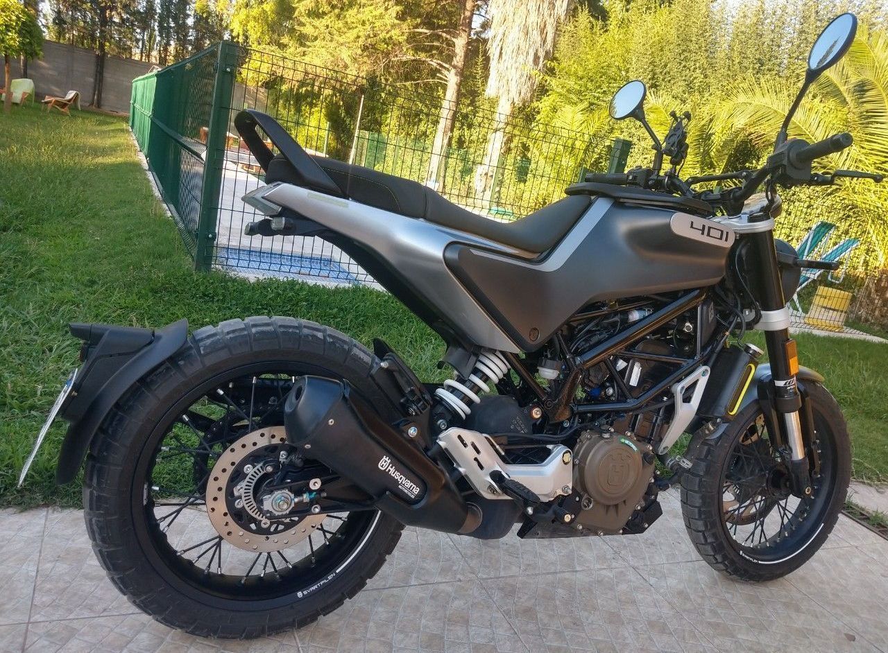 Husqvarna Svartpilen Usada en Mendoza, deRuedas