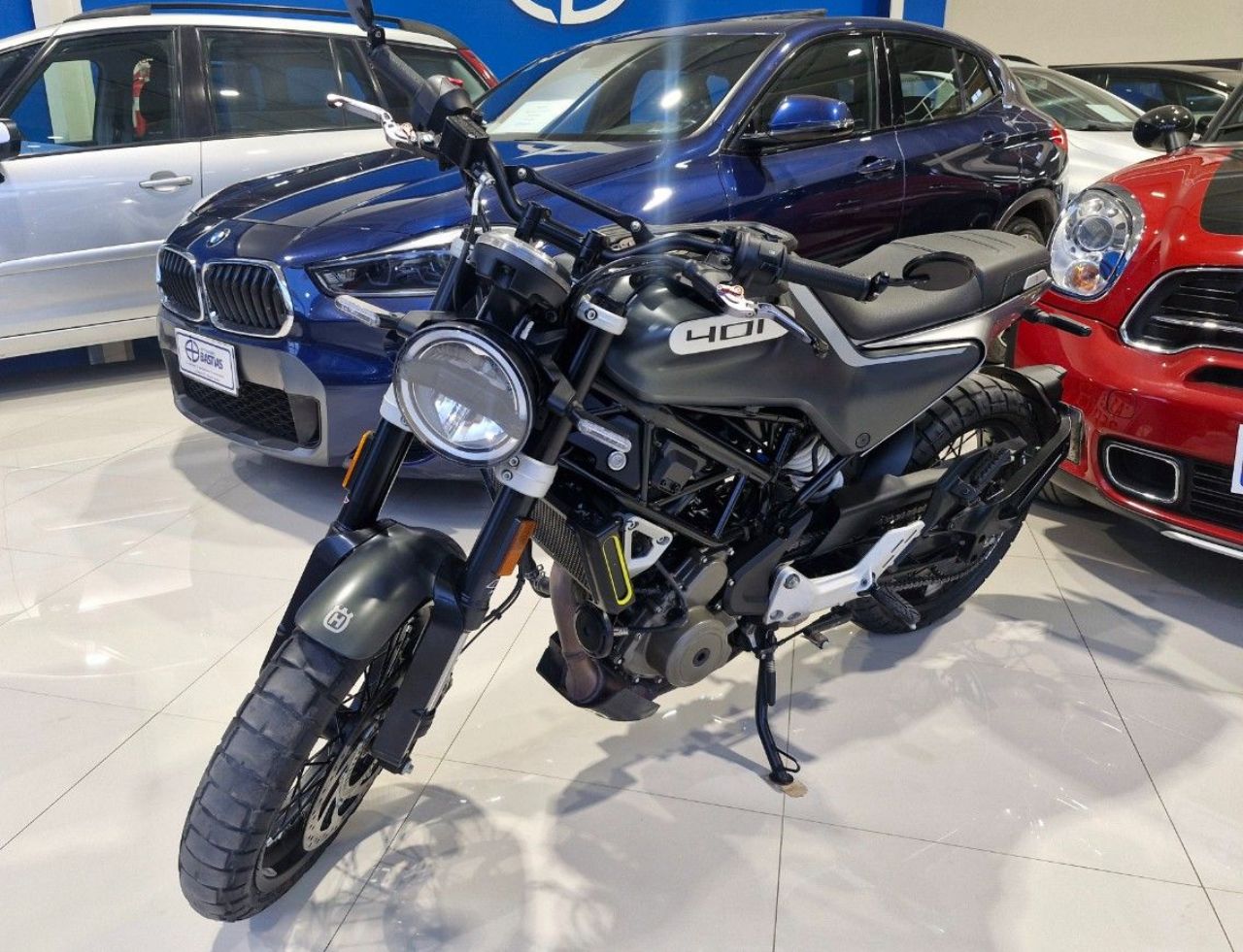 Husqvarna Svartpilen Usada Financiado en Mendoza, deRuedas