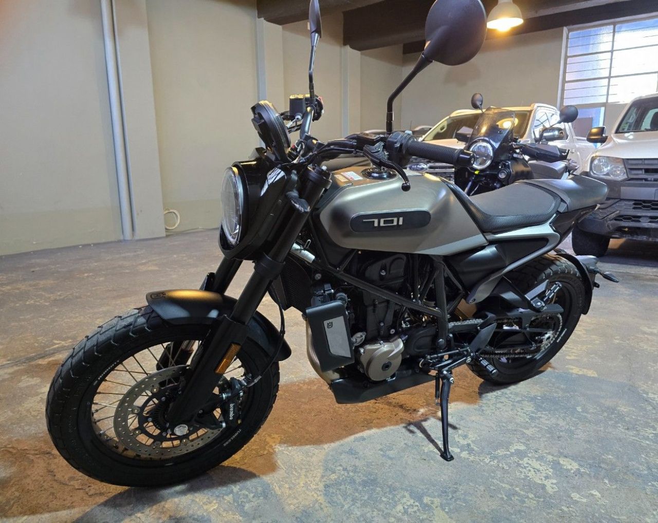 Husqvarna Svartpilen Usada Financiado en Mendoza, deRuedas