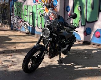Husqvarna Svartpilen Usada en Mendoza