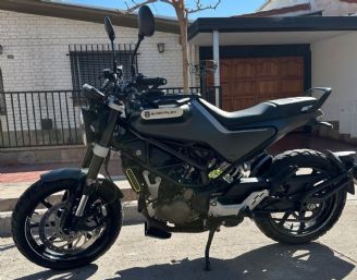 Husqvarna Svartpilen Usada en Mendoza