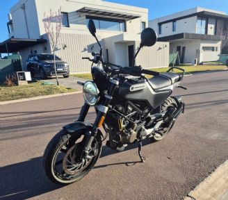 Husqvarna Svartpilen Usada en Mendoza