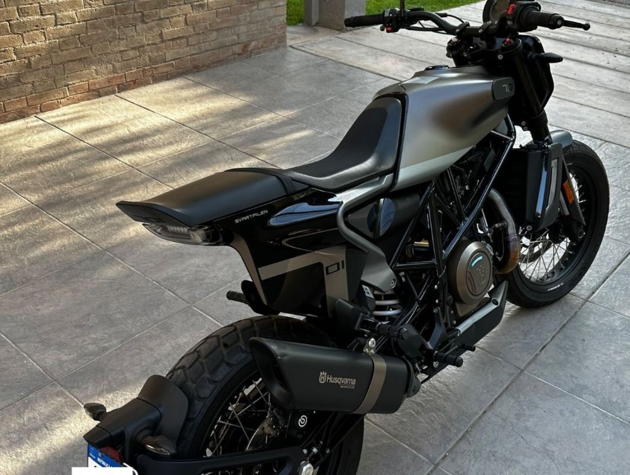 Husqvarna Svartpilen Usada en Mendoza, deRuedas