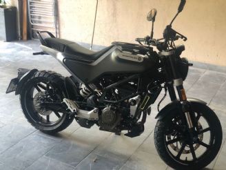 Husqvarna Svartpilen Usada en Mendoza