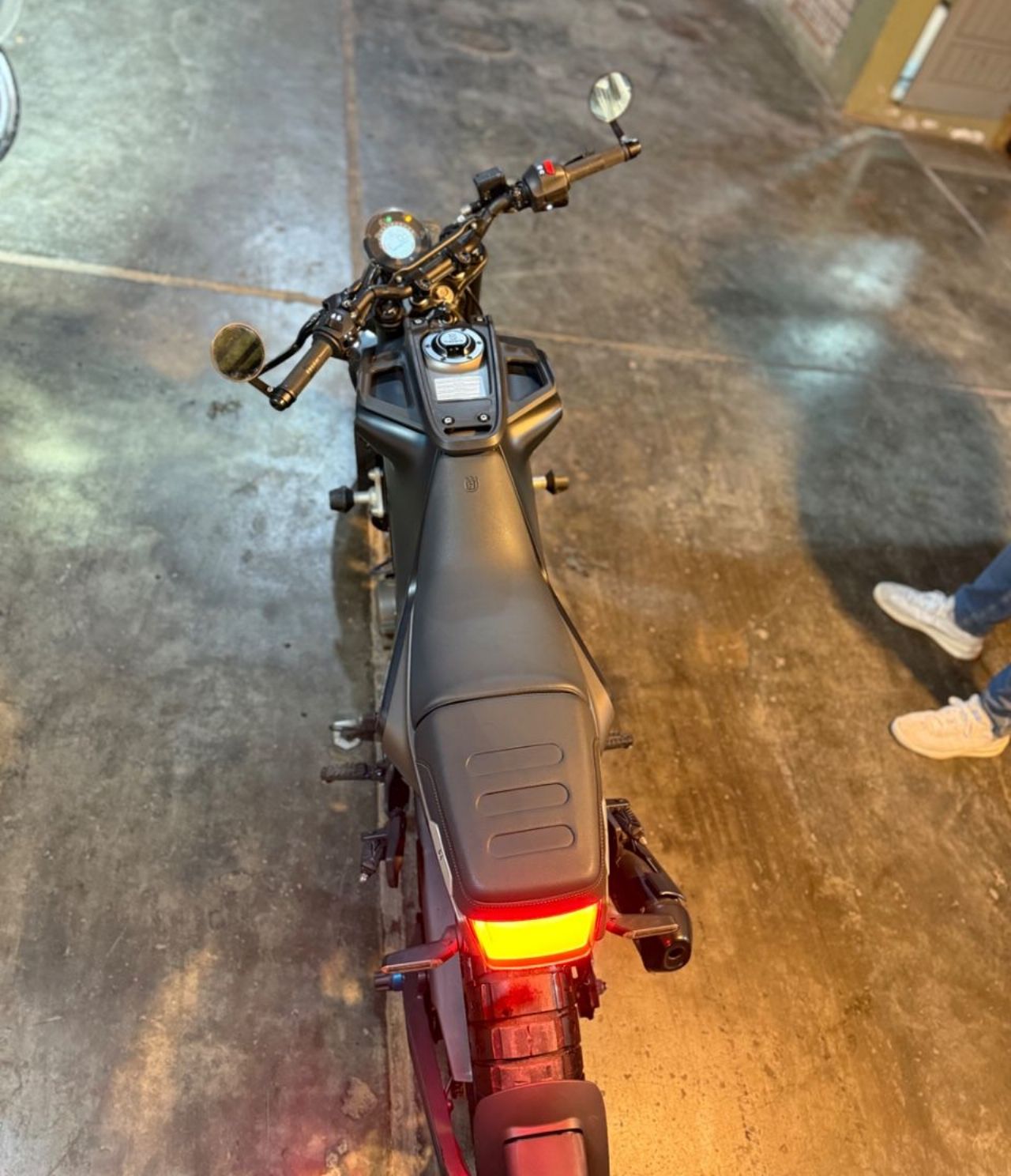 Husqvarna Svartpilen Usada en Mendoza, deRuedas