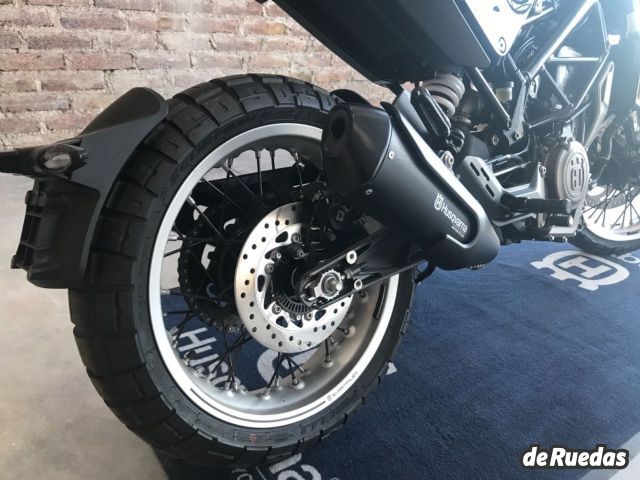 Husqvarna Svartpilen Nueva en Mendoza, deRuedas