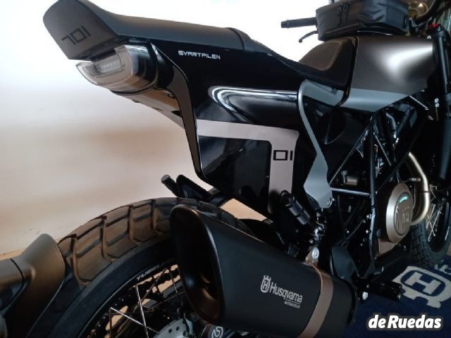 Husqvarna Svartpilen Nueva en Mendoza, deRuedas