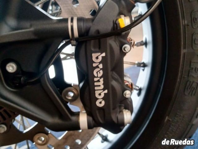 Husqvarna Svartpilen Nueva en Mendoza, deRuedas