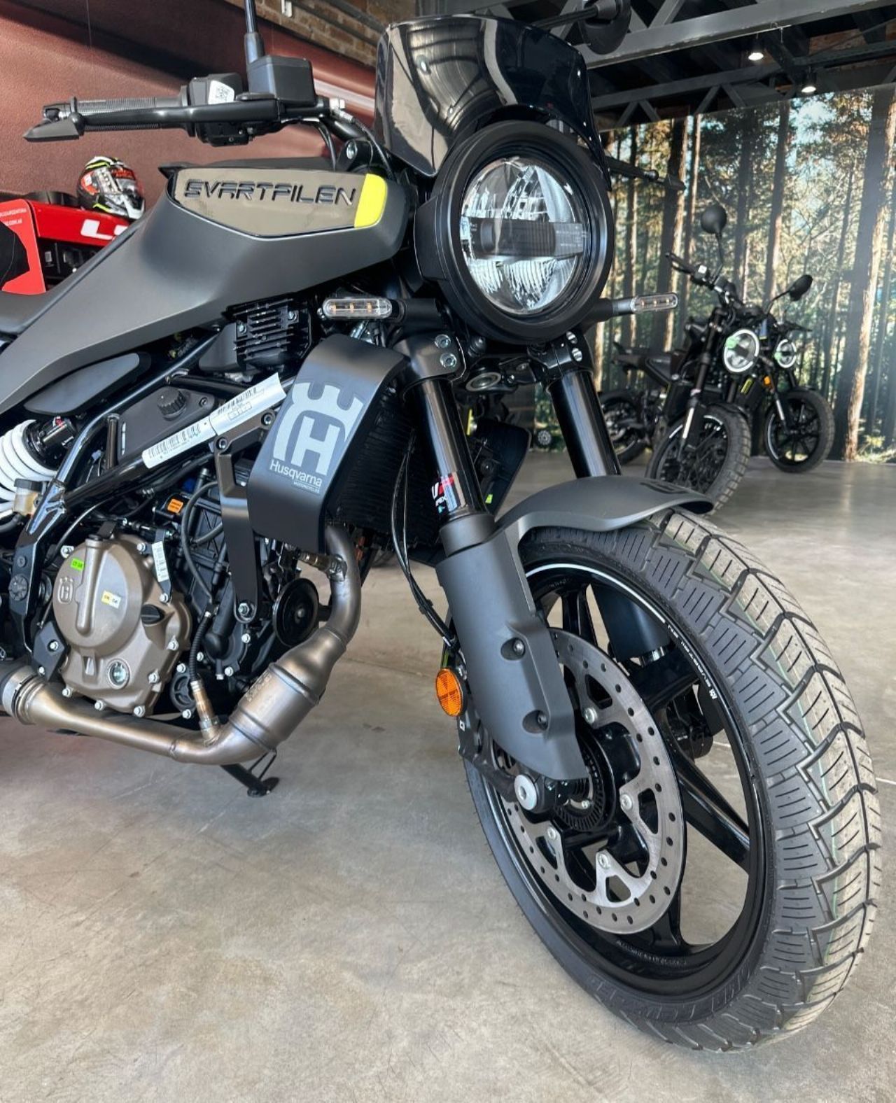 Husqvarna Svartpilen Nueva en Mendoza, deRuedas