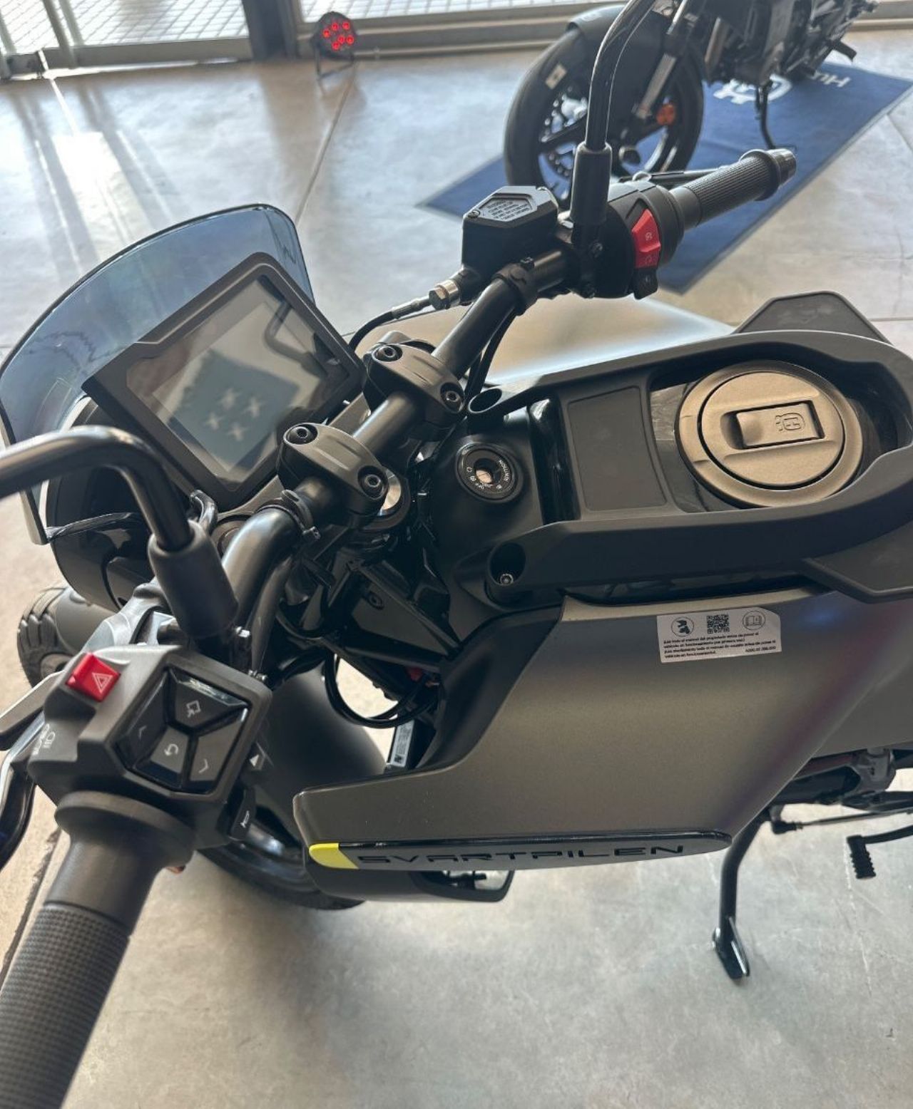 Husqvarna Svartpilen Nueva en Mendoza, deRuedas