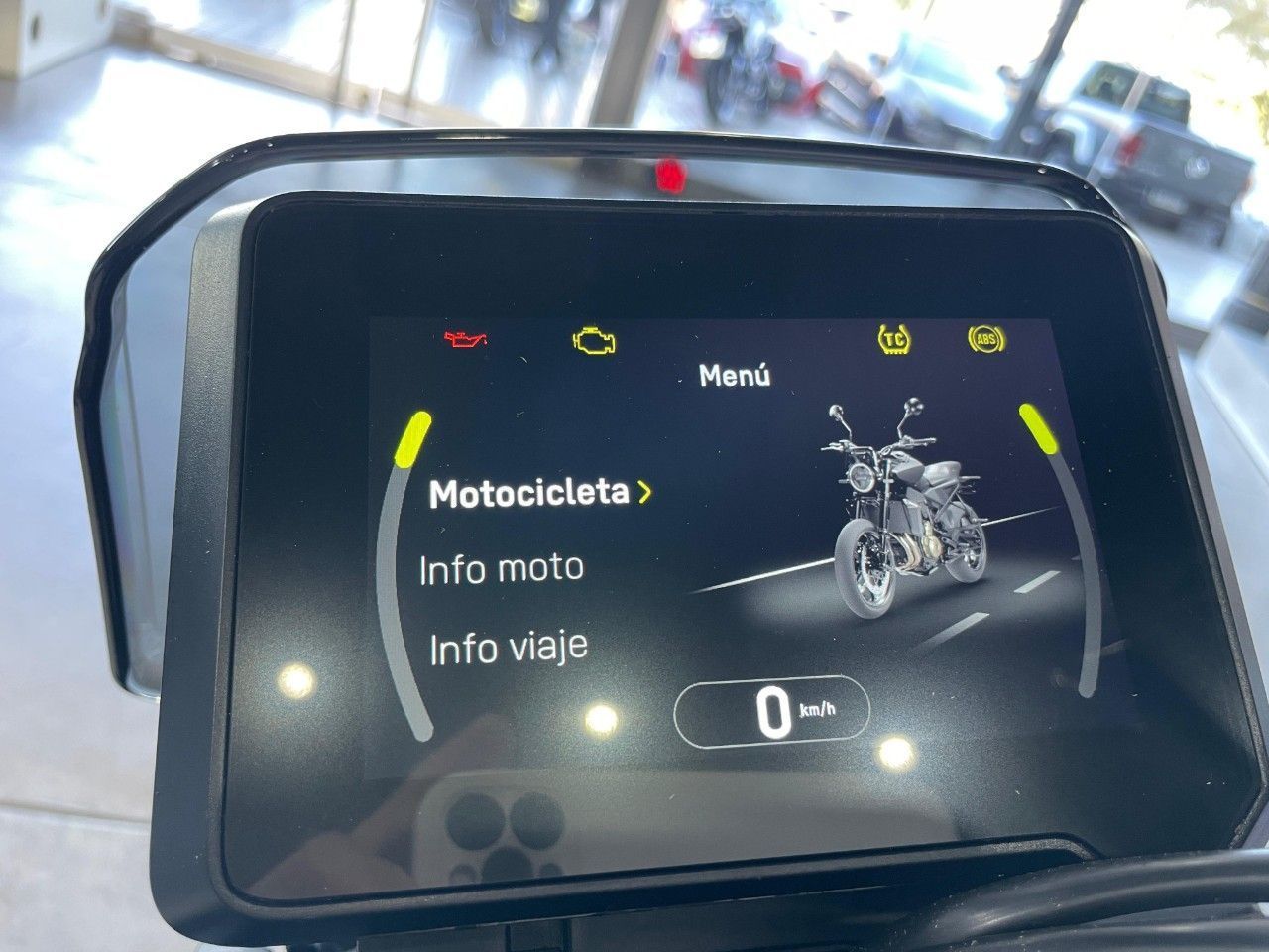 Husqvarna Svartpilen Nueva en Mendoza, deRuedas