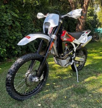 Husqvarna TE Usada en Mendoza