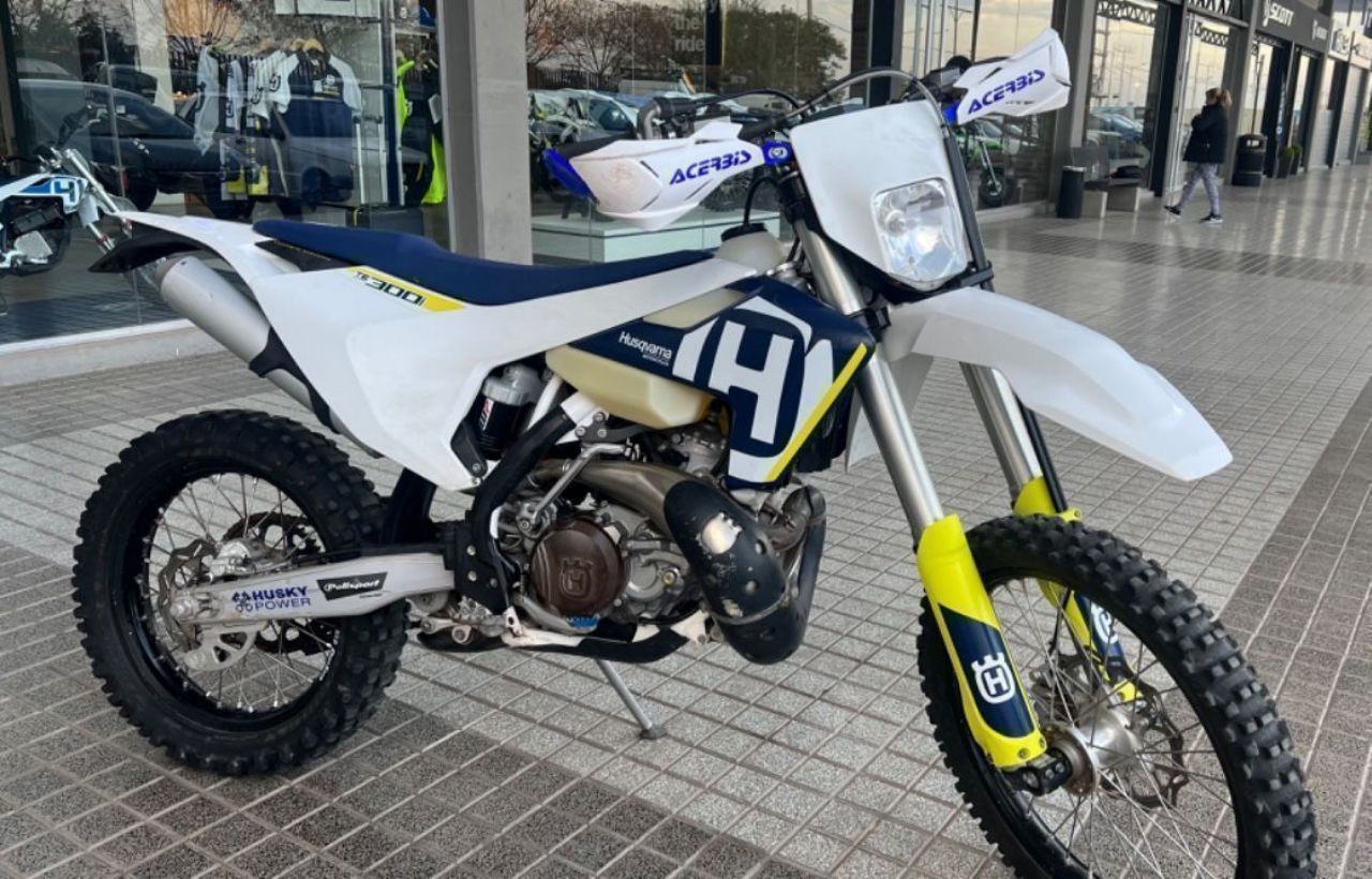 Husqvarna TE Usada en Mendoza, deRuedas