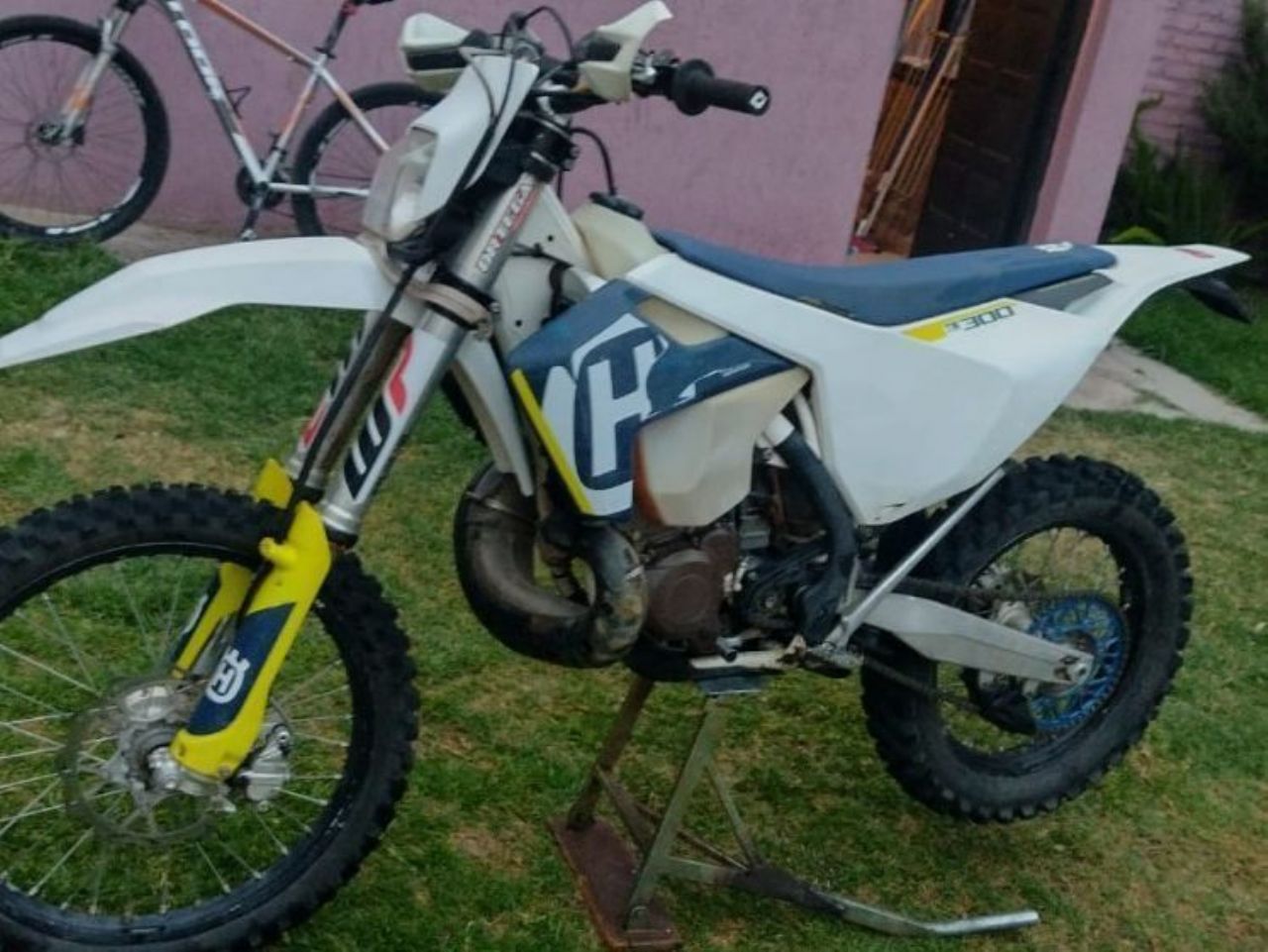 Husqvarna TE Usada en Mendoza, deRuedas