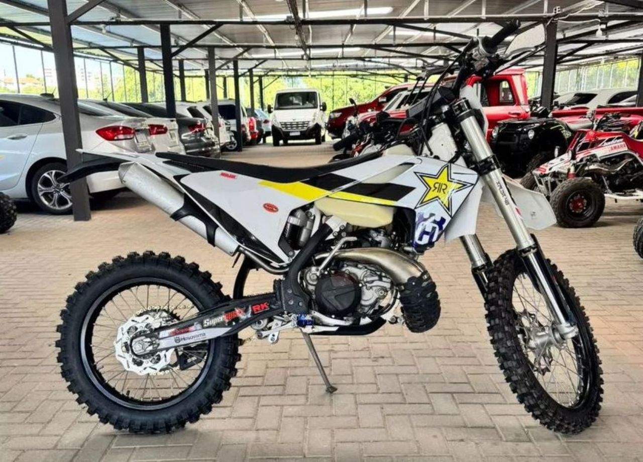 Husqvarna TE Usada en Córdoba, deRuedas